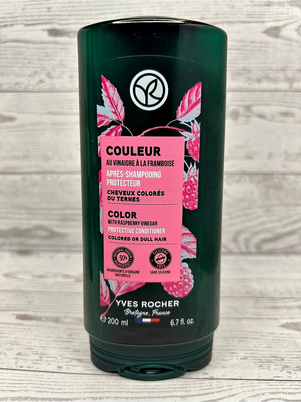 Yves Rocher Color Protection Conditioner with Raspberry Vinegar Raspberry